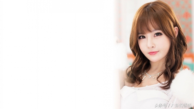 王思聪签约女团T-ara 高清写真照(5)