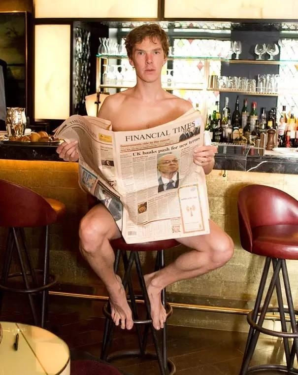 名人年轻时的照片，14岁斯嘉丽已然很美，25年前的憨豆长这样(2)