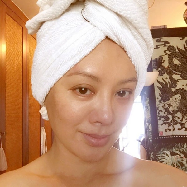 勇于素颜示人的十大女星，你认得出几个？(1)