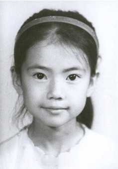 三十位明星小时候照片：有没有整容，看小时候就知道了...(4)