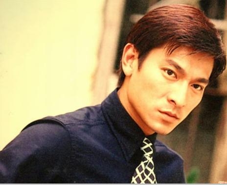 娱乐圈走红时间最长的明星，李连杰36年，最后一位超过45年！(3)