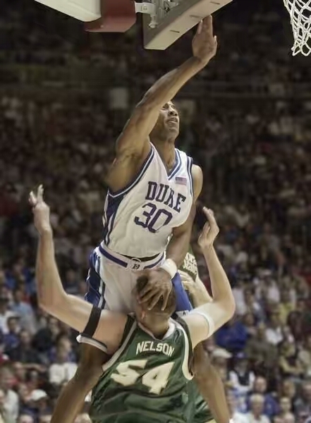 NBA球星后悔删不掉的囧照，你看过几个？(7)