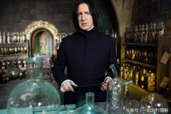 《哈利波特》电影已逝演员(5)