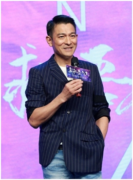 一夜间被爆悄悄“结”了婚令人难接受的7大男女明星(2)