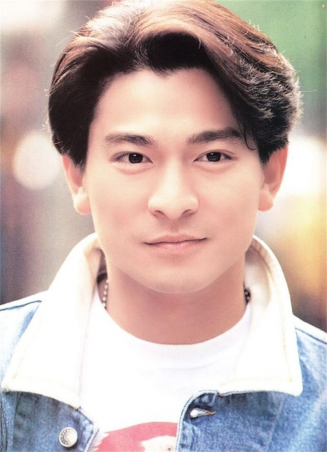 这些巨星年轻时候帅气照片，足以秒杀现在的小鲜肉十条街(4)