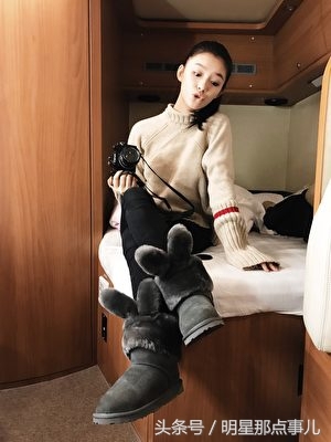 郑恺化身郑老板，到处给朋友送兔子鞋获赞并获得大卖(3)