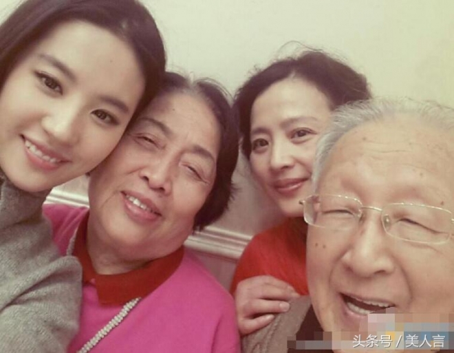 “神仙姐姐”刘亦菲 小时的照片终于找齐了！原来美是有原因的！(3)