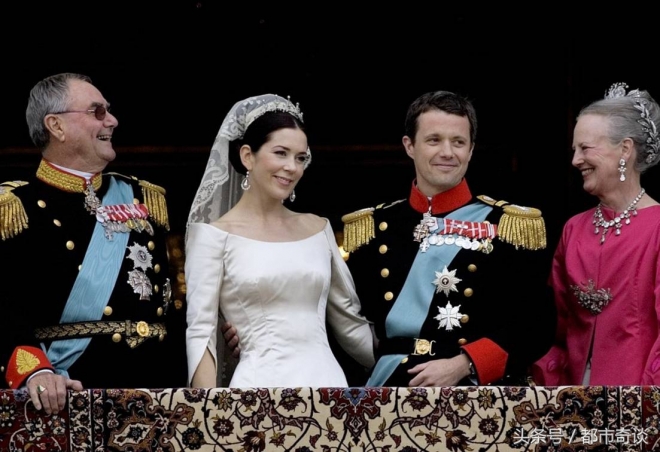 比川普女儿还美！最美十大王妃罕见生活照，其中一位竟然是中国人(2)