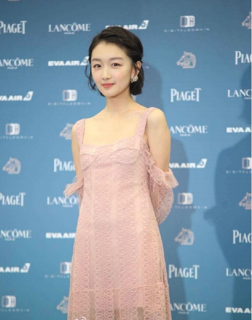 《金马奖》结束，范爷不哭输了影后，却赢了眼球！(3)