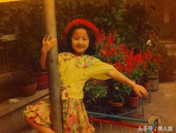 “神仙姐姐”刘亦菲 小时的照片终于找齐了！原来美是有原因的！(1)