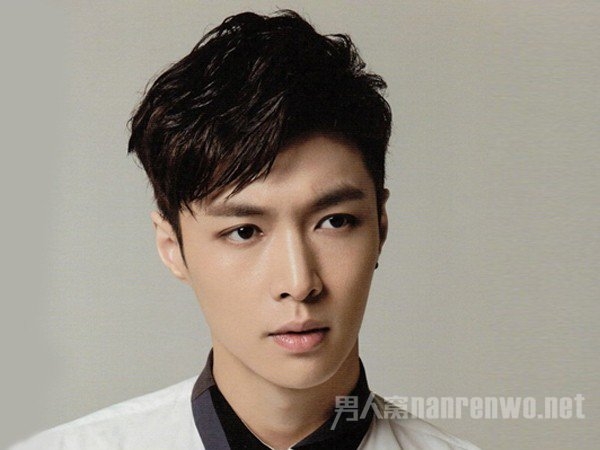 老一代明星们和当代小鲜肉照片大对比，谁完爆了谁？(6)