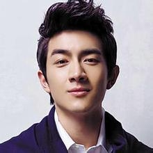 老一代明星们和当代小鲜肉照片大对比，谁完爆了谁？(1)