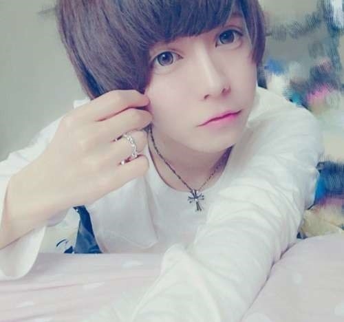 这个日本男人因模仿范冰冰爆红牛郎圈，卸妆后竟是这副嘴脸！(1)