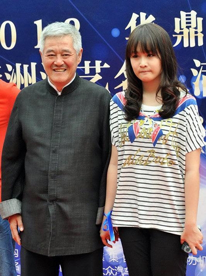 丑爸的自卑，幸好没有遗传给女儿，王宝强的女儿最美！(2)