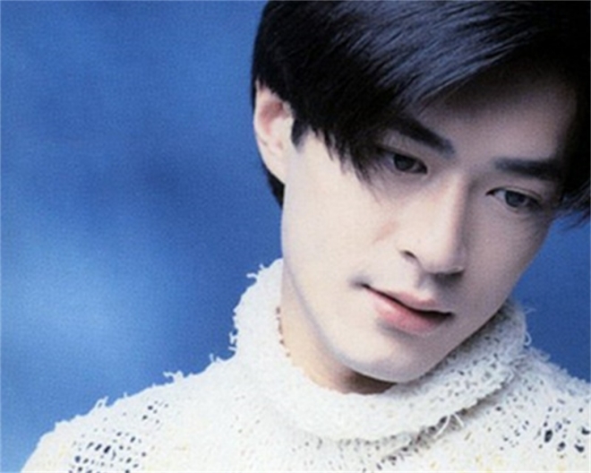 这些巨星年轻时候帅气照片，足以秒杀现在的小鲜肉十条街(4)