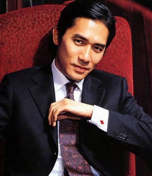 80年代至今中国电影成就最高，最具代表性的10位演员大咖！(2)