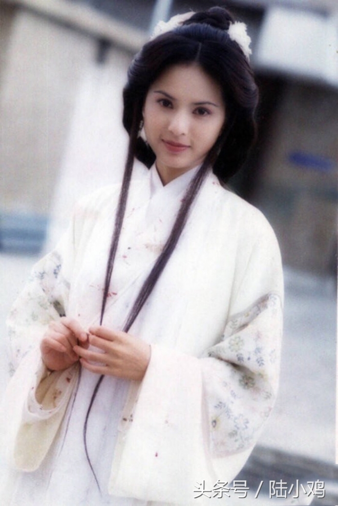 李若彤最经典的小龙女、语嫣，苦恋10年未果，年龄不祥至今未嫁(2)