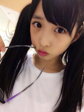 日本偶像团体AKB48最小成员才14岁，被誉为2万年一遇美女(1)