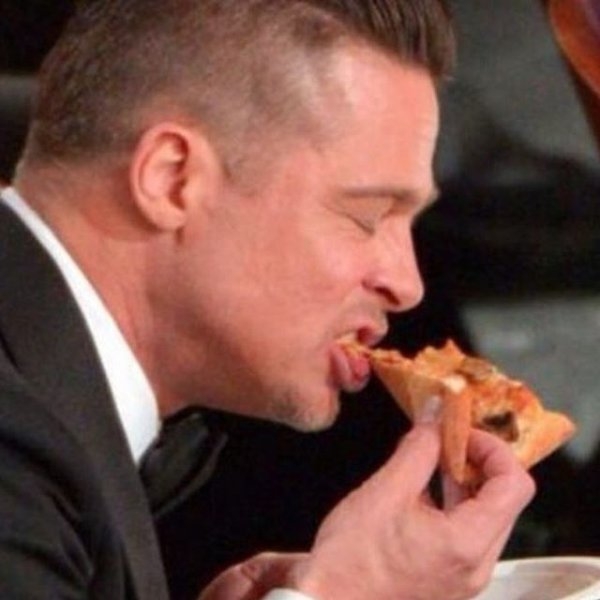 明星亦吃货，看看寡姐、皮特、施瓦辛格、布兰妮的吃相有多难看(2)