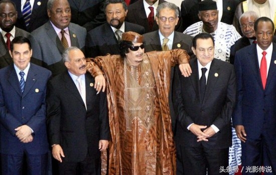 16张照片记录国外政要的经典尴尬表情(3)