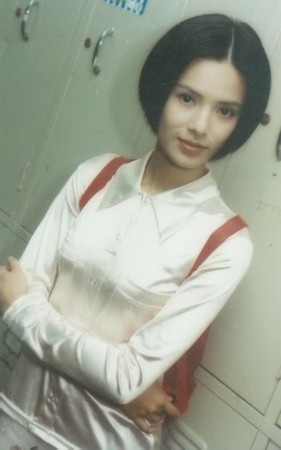 “小龙女”李若彤年轻时候罕见照，清纯可人！(4)