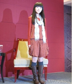 娱乐圈有“神秘干爹”撑腰的九大女星 怪不得能这样红(1)