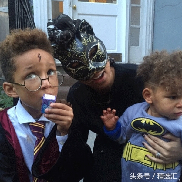 泰勒·斯威夫特扮死侍，领衔好莱坞众星万圣节扮相(5)