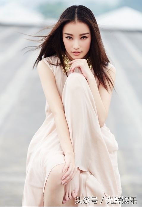 不爱多金成熟大叔 盘点偏爱小鲜肉的十大女星(2)