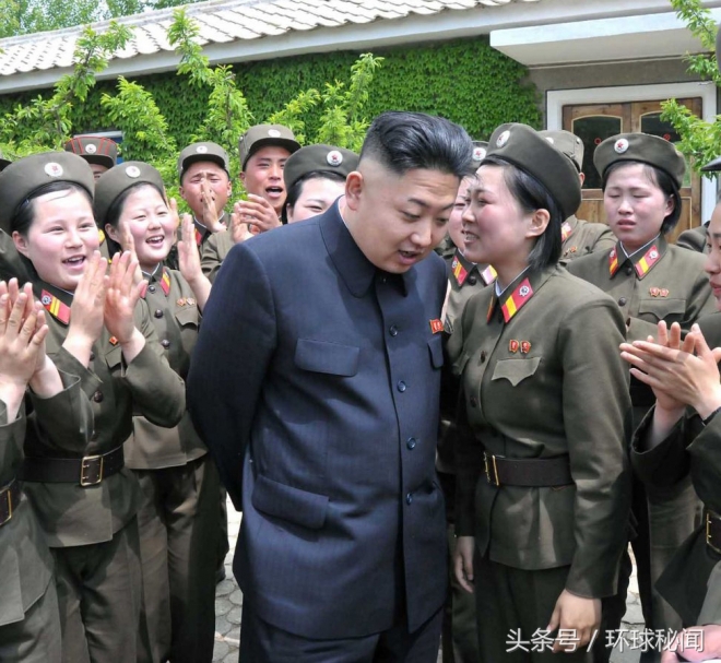金正恩的女粉丝 除了哭无法表达她们的激动(4)