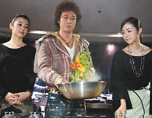 为爱妻亲自下厨的10大男星，涵哥做得好吃，导致了妻子的悲剧！(2)