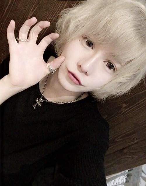 这个日本男人因模仿范冰冰爆红牛郎圈，卸妆后竟是这副嘴脸！(3)