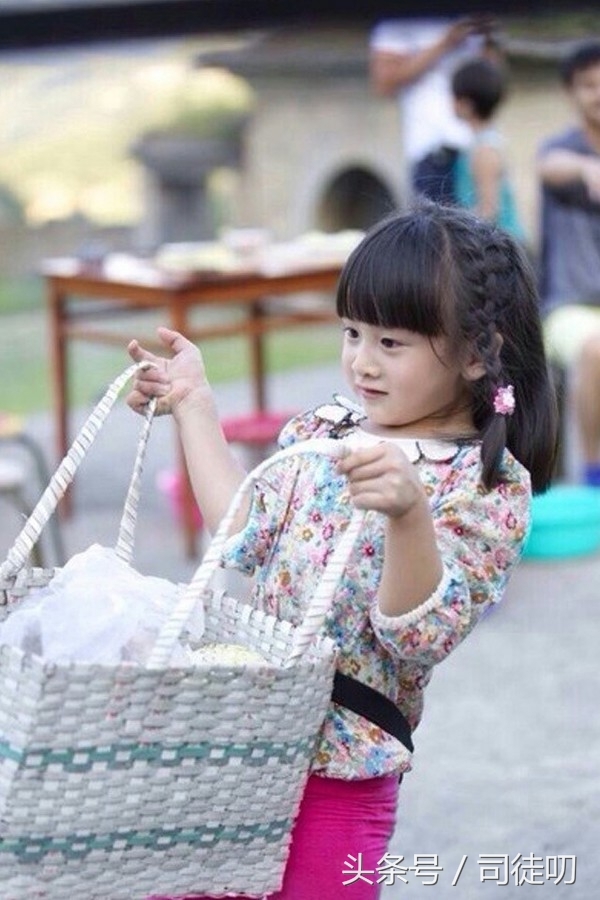 中国身价最高的六位童星 一天收入顶你们三年工资 你们羡慕吗？(2)