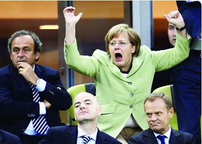 各国领导人或随性或尴尬的瞬间抓拍(4)