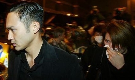 张国荣去世哭的最惨的不是梅艳芳而是袁咏仪(2)