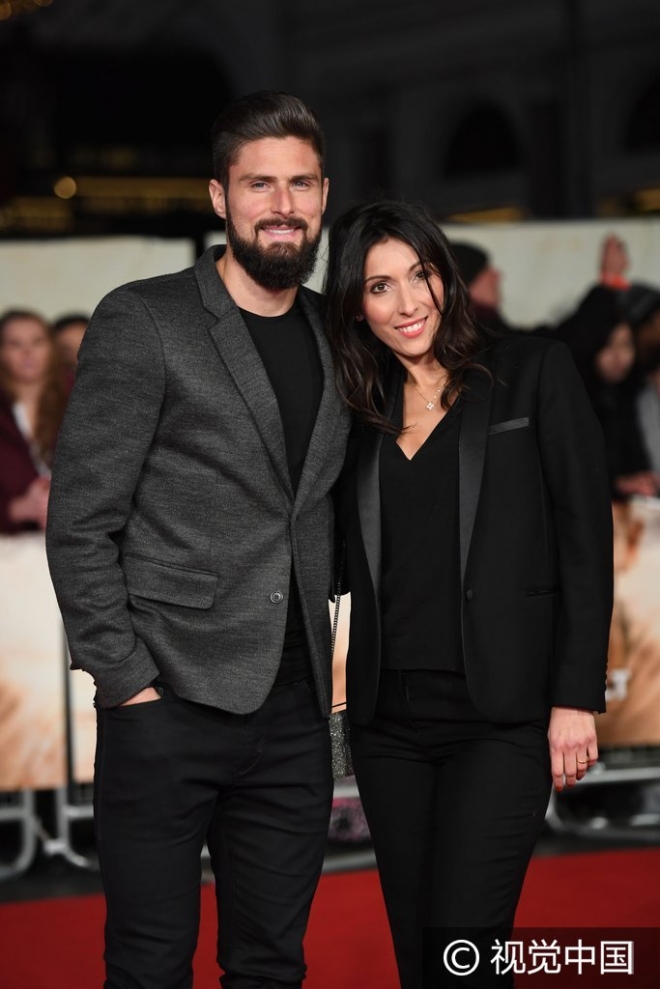 博尔特个人电影首映礼拥众性感舞娘 体育各界名流纷纷捧场阵容爆炸(4)