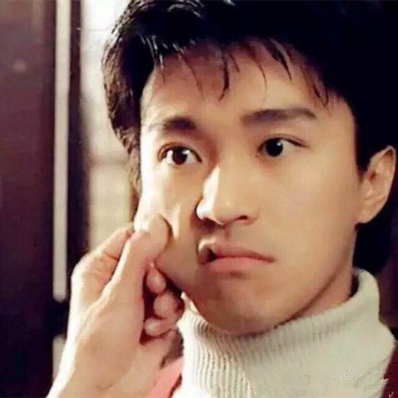 老一代明星们和当代小鲜肉照片大对比，谁完爆了谁？(6)