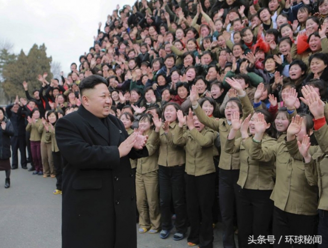 金正恩的女粉丝 除了哭无法表达她们的激动(3)