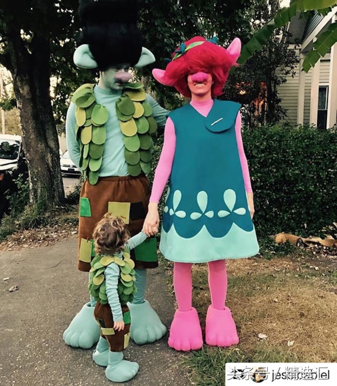 泰勒·斯威夫特扮死侍，领衔好莱坞众星万圣节扮相(2)