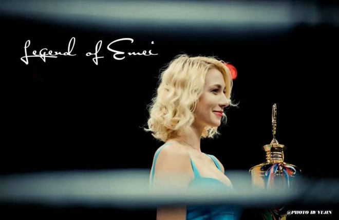 史上最高颜值搏击宝贝登陆中国，身材超范冰冰章子怡(3)