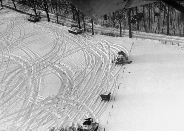 实拍：1944年最惨烈的德军阵地反击战(2)