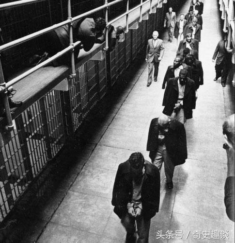 一组老照片，解密恶名昭著的恶魔岛联邦监狱到底是什么样子的(4)