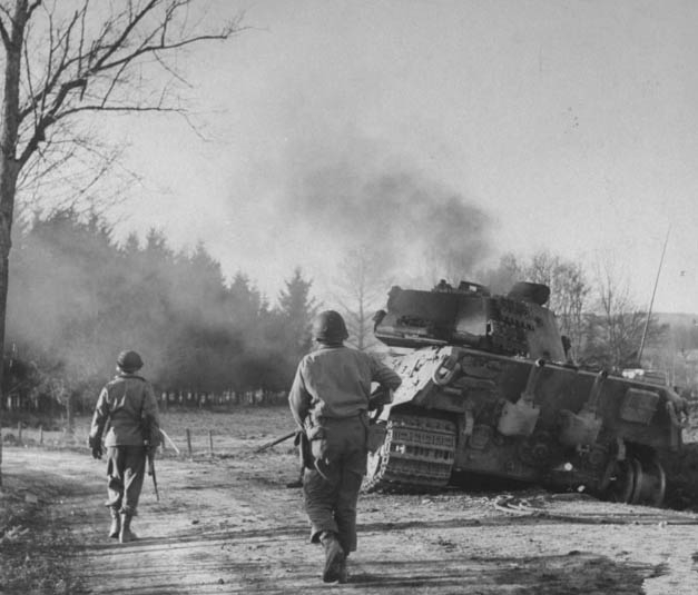 实拍：1944年最惨烈的德军阵地反击战(3)