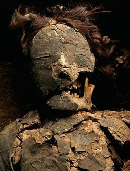 世界最古老人工木乃伊 比埃及木乃伊“年长”两千岁(1)