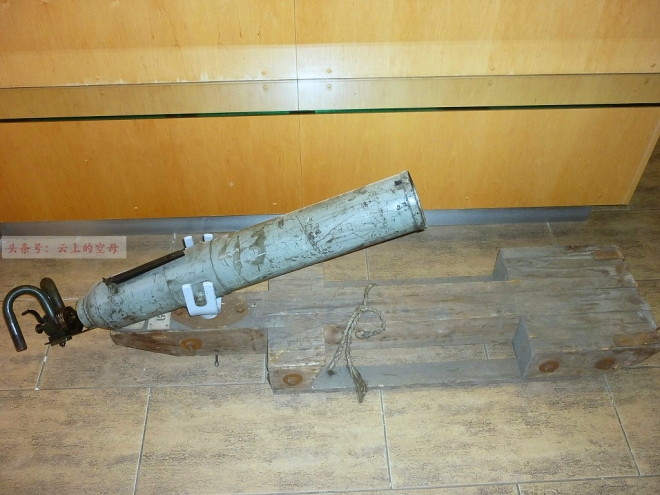 苏联奇怪的反坦克武器，炮弹是1.5千克大号玻璃球(2)