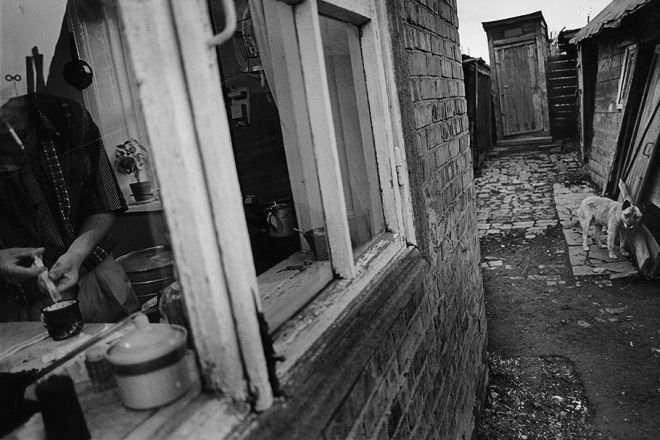 老照片：苏联解体俄罗斯涩情毒品泛滥艾滋病蔓延(4)