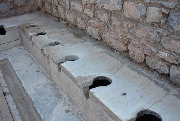 世界上最古老的物品长这样 安全套还可以循环使用(1)