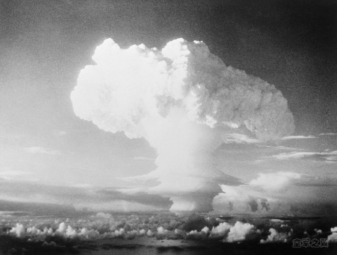 50年前的美军核事故：四枚氢弹失控差点毁了西班牙(1)