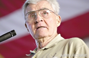 这个人15秒杀死了几十万日本人，生前一番话让中国人很尊重他。(2)