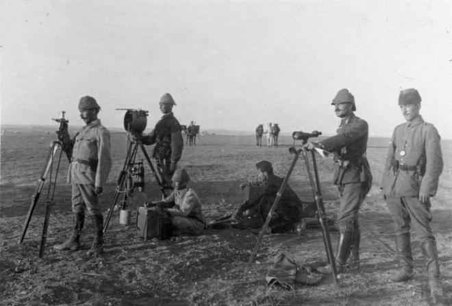 16张珍贵照片直击一战时先进武器，最后一张莫名戳中笑点(3)