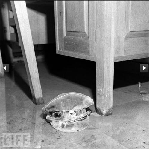 希特勒地下碉堡未公开照(2)